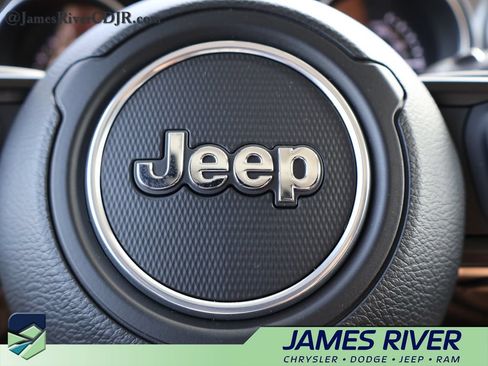 Used 2023 Jeep Wrangler Unlimited w/ Cold Weather Group AWD/4WD image 26