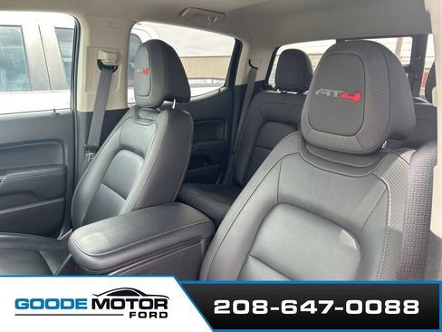 Used 2022 GMC Canyon AT4 w/ Trailering Package AWD/4WD image 7