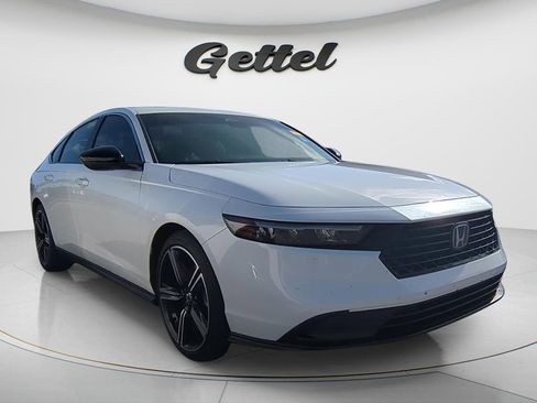 Used 2025 Honda Accord Sport image 13