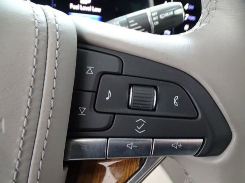 Certified 2024 Cadillac Escalade ESV Premium Luxury Platinum w/ LPO, Floor Liner Package AWD/4WD image 8