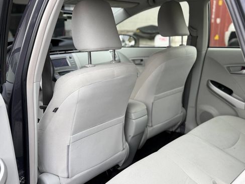Used 2012 Toyota Prius Two image 33