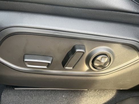 New 2025 Jeep Grand Cherokee Limited image 13