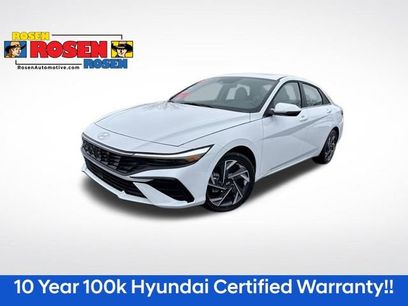 Used 2025 Hyundai Elantra Limited