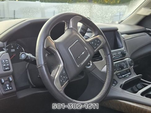 Used 2019 GMC Yukon Denali w/ Denali Ultimate Package AWD/4WD image 9