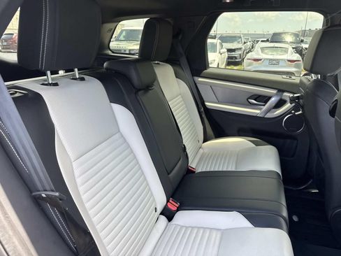 Used 2025 Land Rover Discovery Sport Dynamic SE AWD/4WD image 9