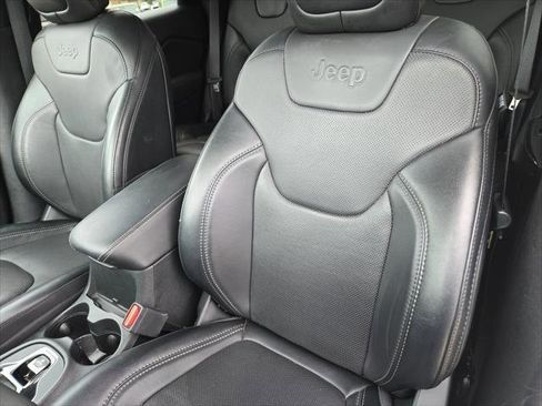 Certified 2023 Jeep Cherokee Altitude Lux w/ Lux Elite Package AWD/4WD image 15
