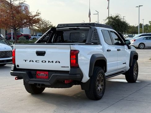 Used 2024 Toyota Tacoma 4x4 Double Cab Hybrid image 5