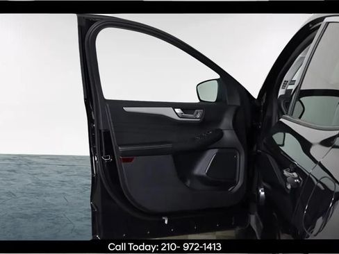 Used 2021 Ford Escape SEL FWD image 21