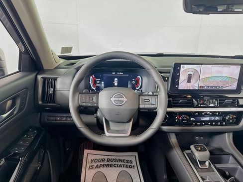 New 2026 Nissan Pathfinder Platinum image 19