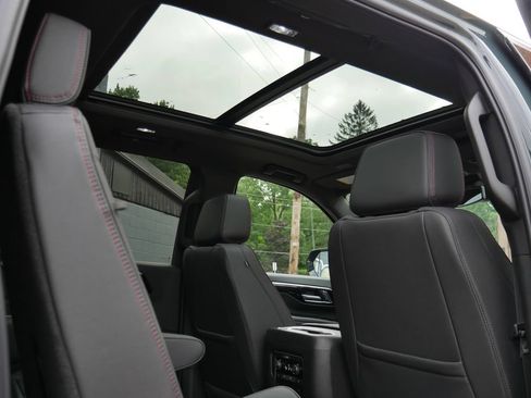 New 2026 Chevrolet Suburban RST w/ RST Capability Package AWD/4WD image 22