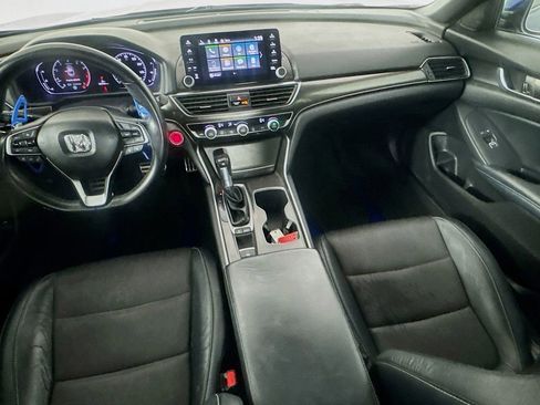 Used 2018 Honda Accord Sport image 25