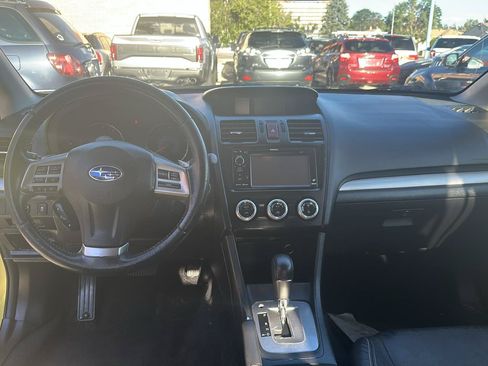 Used 2014 Subaru Crosstrek Touring AWD/4WD image 13