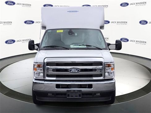 New 2026 Ford E-350 and Econoline 350 Super Duty w/ Power Equipment Group image 8