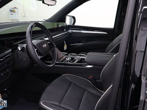 Used 2026 Cadillac Escalade Sport AWD/4WD image 25