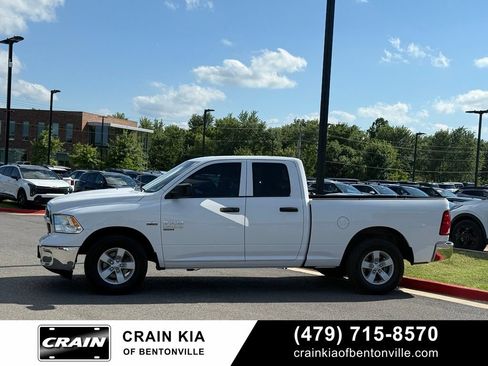 Used 2020 RAM 1500 Tradesman w/ Chrome Plus Package RWD image 4
