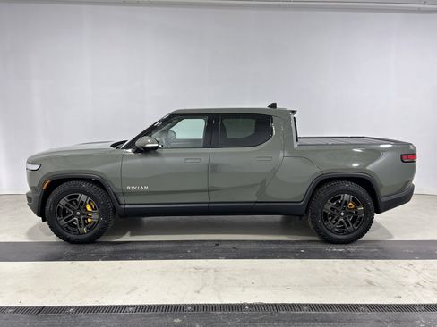 Used 2022 Rivian R1T Launch Edition image 2