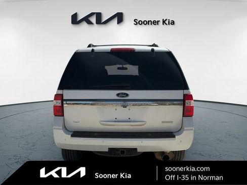 Used 2017 Ford Expedition XLT w/ Equipment Group 202A image 5