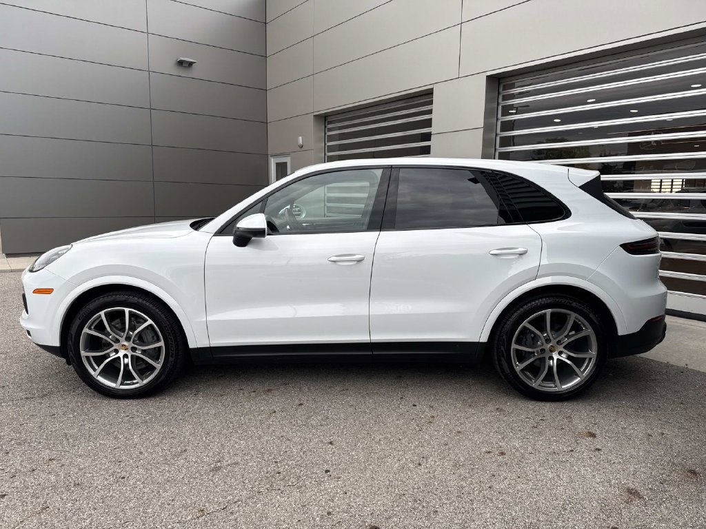 Certified 2023 Porsche Cayenne S Platinum AWD/4WD image 4