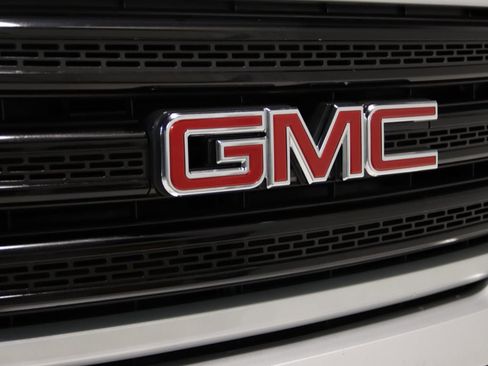 Used 2018 GMC Canyon All Terrain w/ Trailering Package image 29