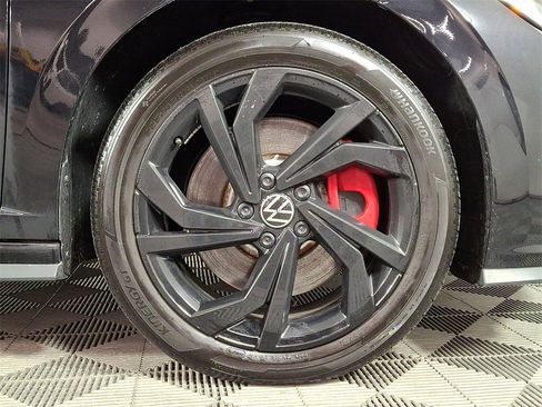 Used 2024 Volkswagen Jetta GLI Autobahn w/ GLI Black Package image 11