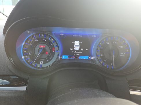Used 2023 Chrysler 300 S w/ Comfort Group RWD image 8