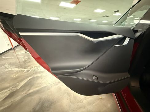 Used 2017 Tesla Model S 75 image 22