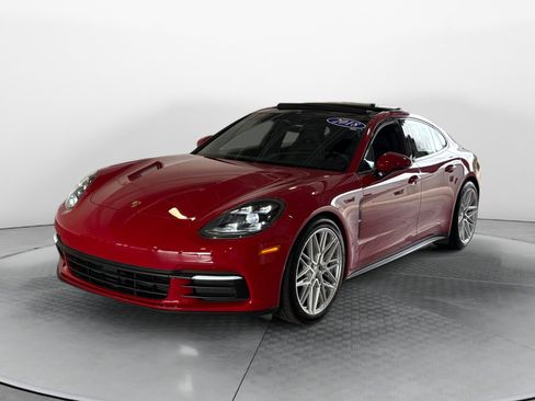 Used 2018 Porsche Panamera w/ Premium Package Plus RWD image 3