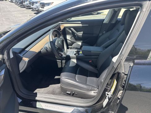 Used 2023 Tesla Model 3 Standard Range RWD image 17