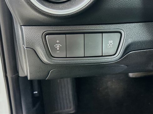 Used 2024 Kia Forte LXS FWD image 16