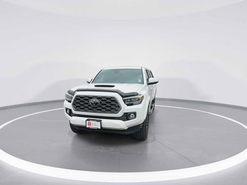 Certified 2021 Toyota Tacoma TRD Sport w/ TRD Premium Sport Package AWD/4WD image 3