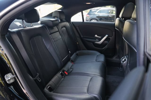 Used 2023 Mercedes-Benz CLA 250 4MATIC w/ Premium Package image 39