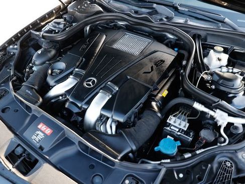 Used 2012 Mercedes-Benz CLS 550 4MATIC w/ Premium I Pkg image 58