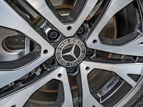 Certified 2026 Mercedes-Benz GLB 250 4MATIC image 11