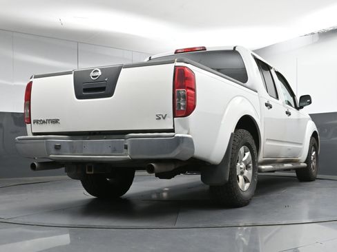 Used 2012 Nissan Frontier SV image 22
