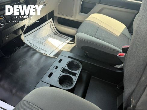 Used 2016 Ford F150 XL w/ Equipment Group 101A Mid AWD/4WD image 23