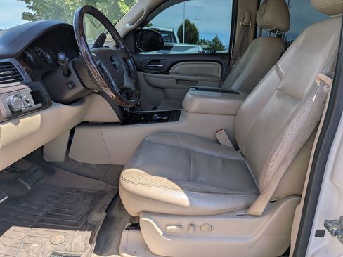 Used 2012 GMC Yukon Denali AWD/4WD image 17