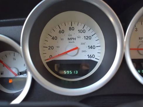 Used 2007 Dodge Charger R/T RWD image 17