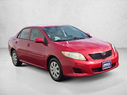 Used 2010 Toyota Corolla LE FWD image 3