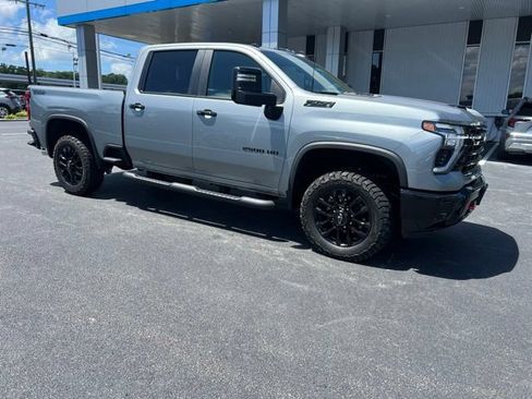New 2026 Chevrolet Silverado 2500 LT w/ Trail Boss Package AWD/4WD image 2