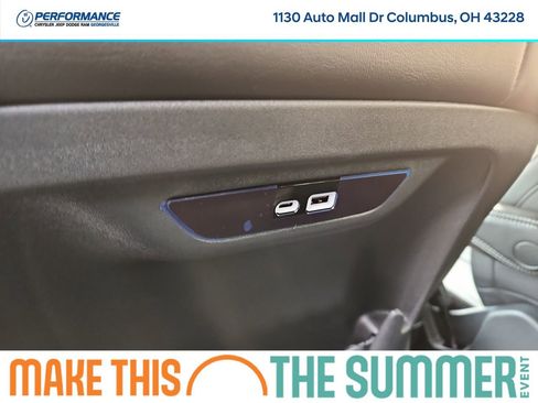 New 2026 Chrysler Pacifica Select w/ S Appearance Package FWD image 16