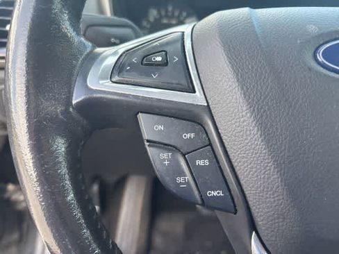 Used 2013 Ford Fusion SE FWD image 11