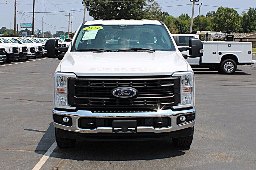 Used 2024 Ford F250 XL w/ XL Chrome Package RWD image 10