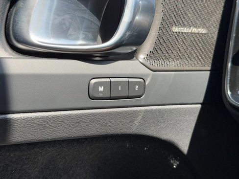 Certified 2023 Volvo C40 P8 Recharge Ultimate image 17