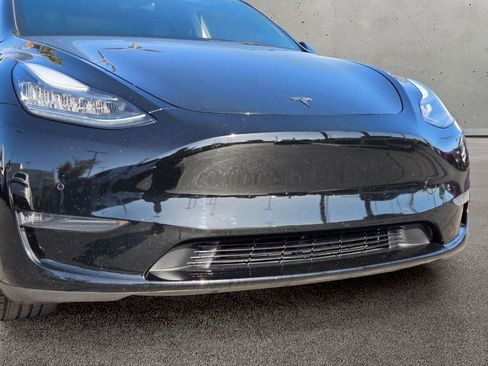 Used 2021 Tesla Model Y Long Range AWD/4WD image 8