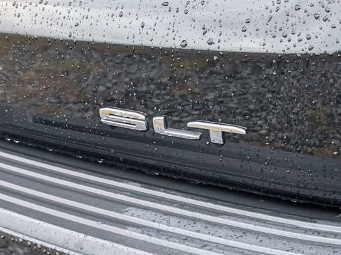 Used 2021 GMC Yukon SLT w/ SLT Luxury Plus Package image 7