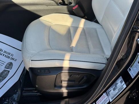 Used 2025 MAZDA CX-5 AWD 2.5 S w/ Preferred Package image 16