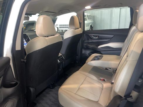 Used 2025 Subaru Ascent Premium AWD/4WD image 20