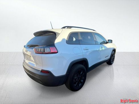 Used 2023 Jeep Cherokee Altitude Lux AWD/4WD image 4