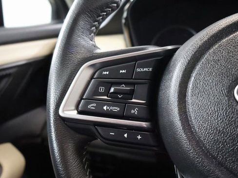 Used 2024 Subaru Outback Premium AWD/4WD image 18