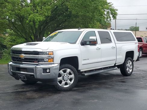 Used 2019 Chevrolet Silverado 2500 LTZ w/ Duramax Plus Package AWD/4WD image 29